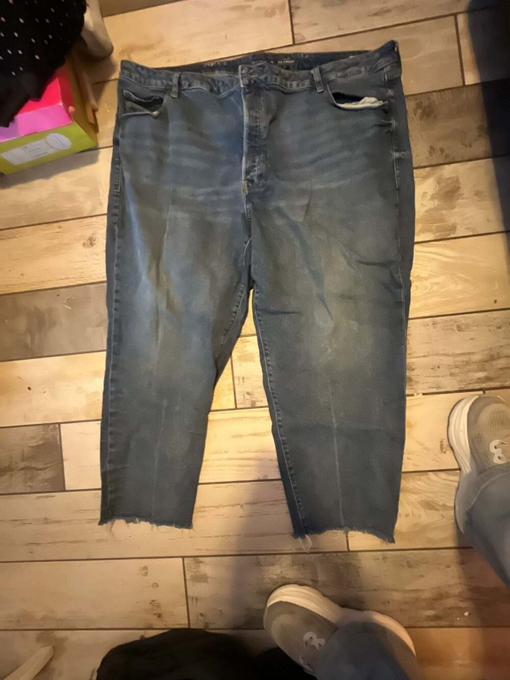Old Navy High-Rise O.G. Straight Secret-Smooth Pockets Jeans Size 28